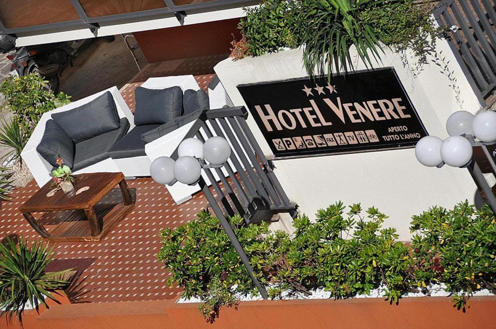 Hotel Venere Римини Экстерьер фото